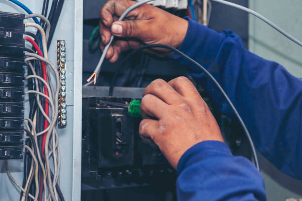 Best Licensed Electrician  in Gates Mills, OH